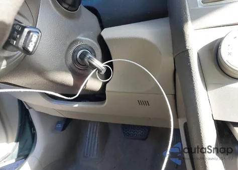 2008 Toyota Camry Ce/Le/Xle/Se из США, поврежденный, VIN 4T1BE46K28U776916